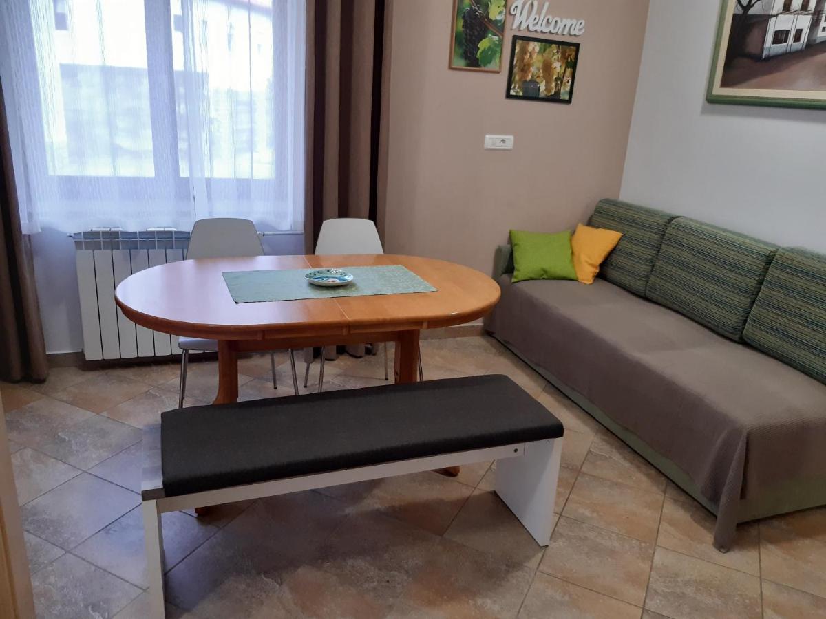 Apartment Vidus Wine Estate Podnanos Ngoại thất bức ảnh